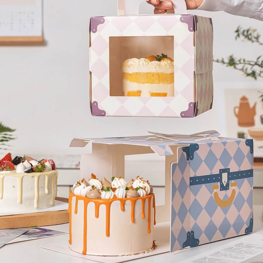 糖果形状的蛋糕盒甜点圆纸盒与窗户